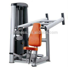 Equipamentos esportivos multifuncionais / Seated Should Press